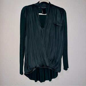 Dolan Women's Long sleeve Blouse